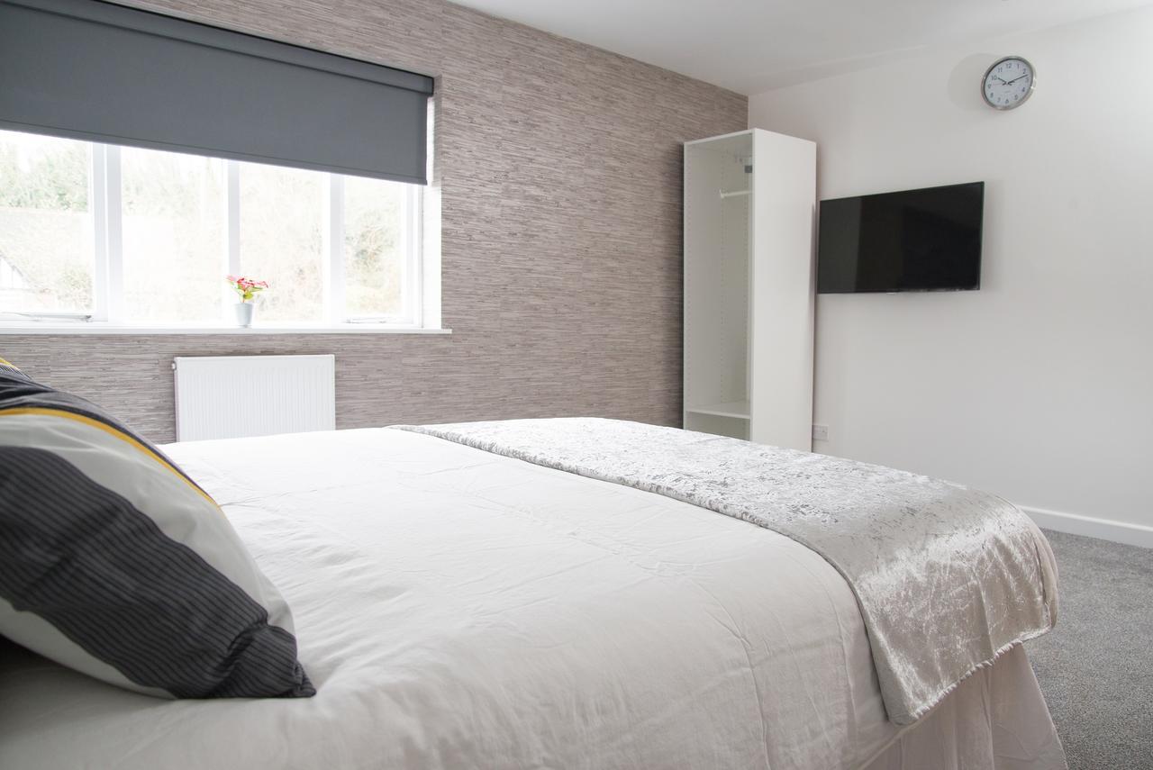 Tlk Apartments And Hotel - Орпингтън Екстериор снимка