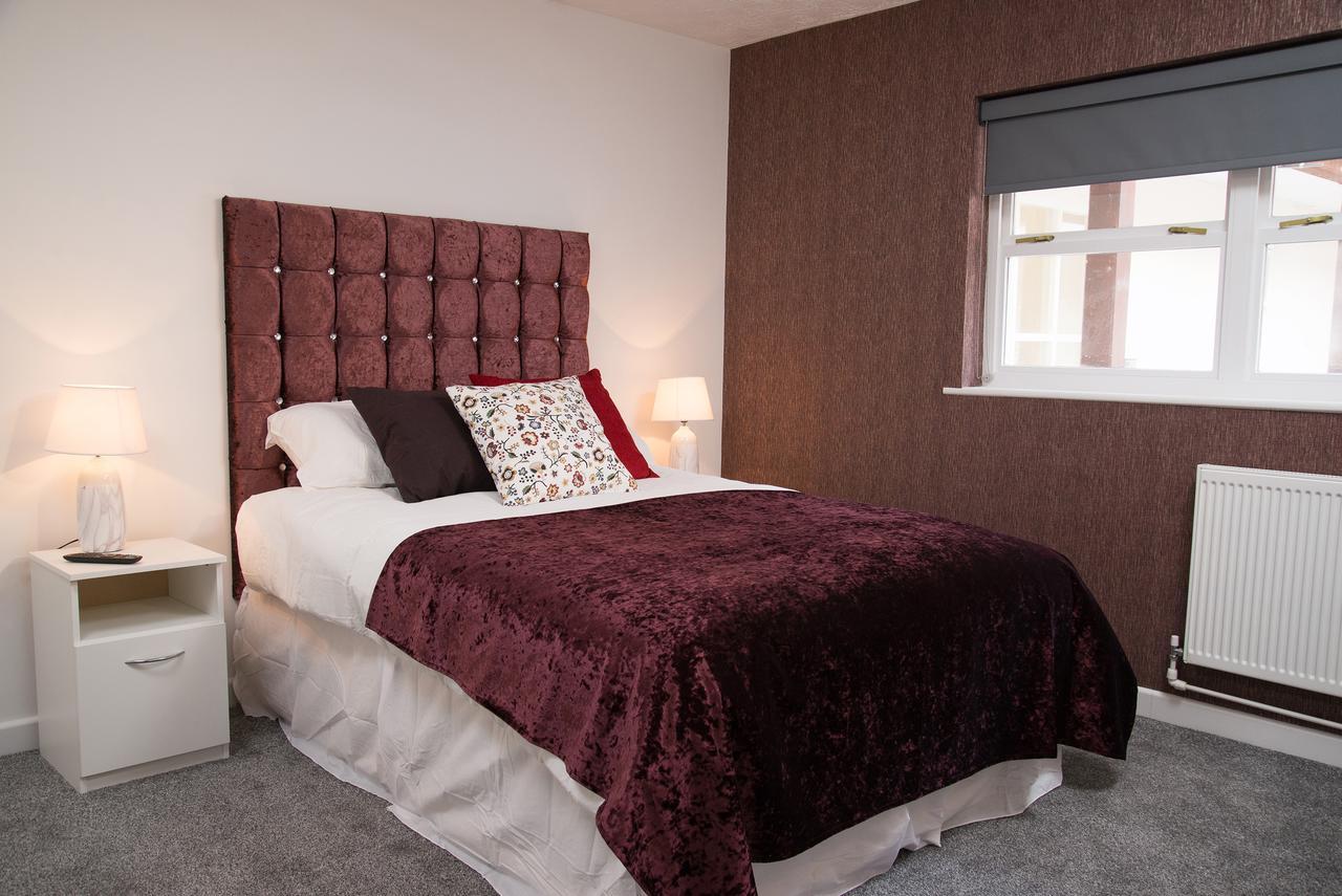 Tlk Apartments And Hotel - Орпингтън Екстериор снимка