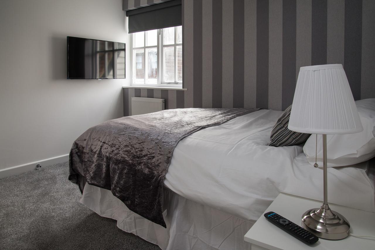 Tlk Apartments And Hotel - Орпингтън Екстериор снимка