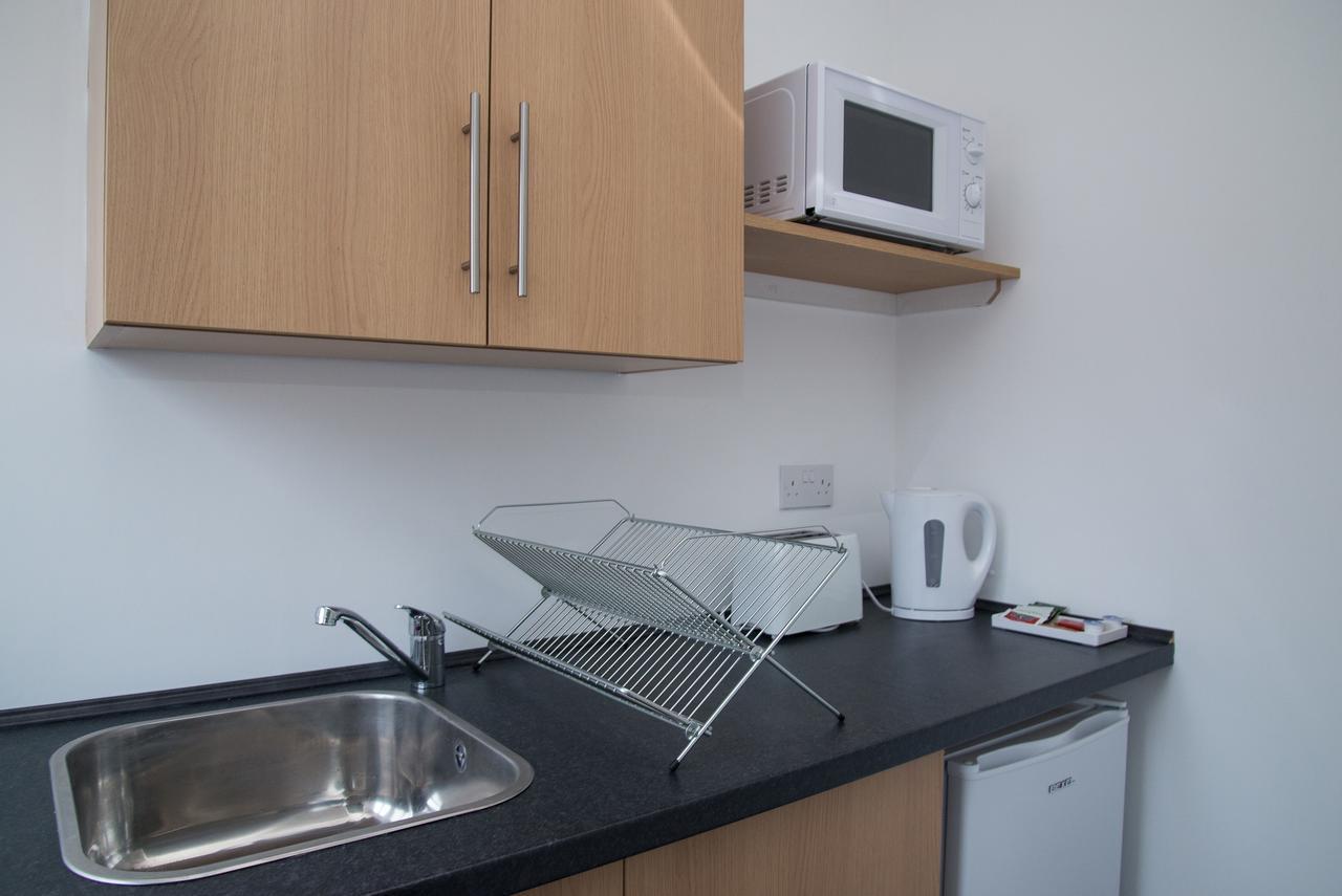 Tlk Apartments And Hotel - Орпингтън Екстериор снимка