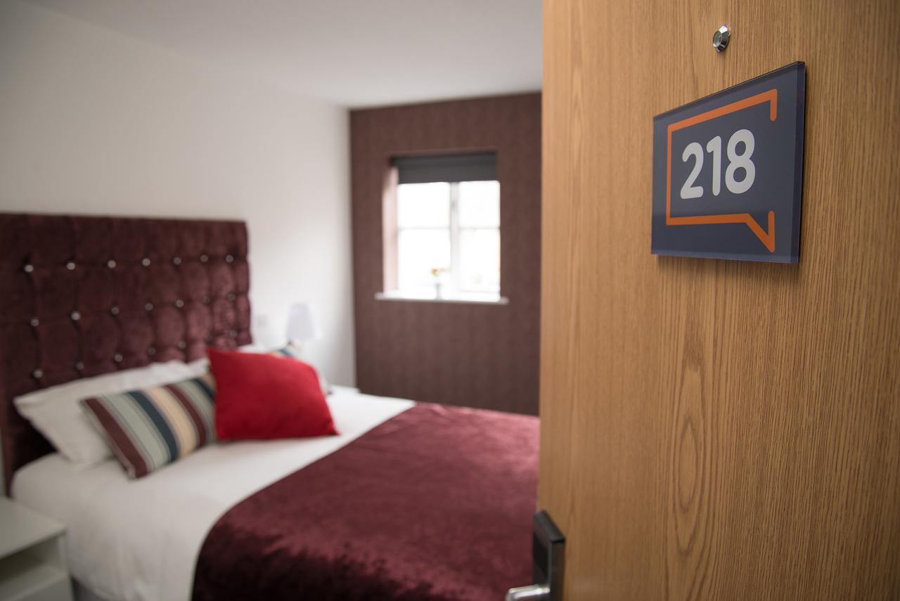 Tlk Apartments And Hotel - Орпингтън Екстериор снимка